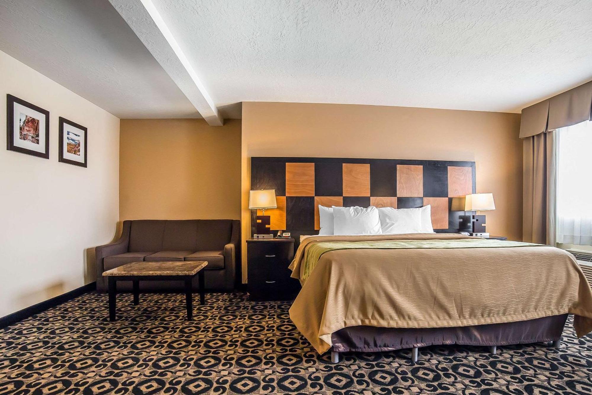 Comfort Inn Ballard-Roosevelt Εξωτερικό φωτογραφία