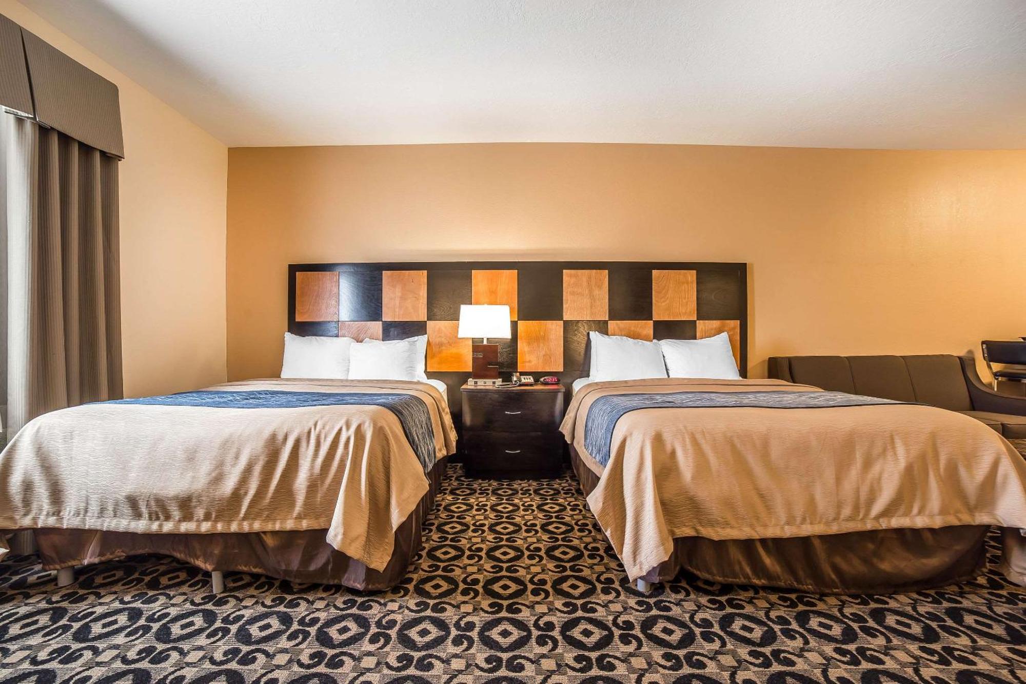Comfort Inn Ballard-Roosevelt Εξωτερικό φωτογραφία