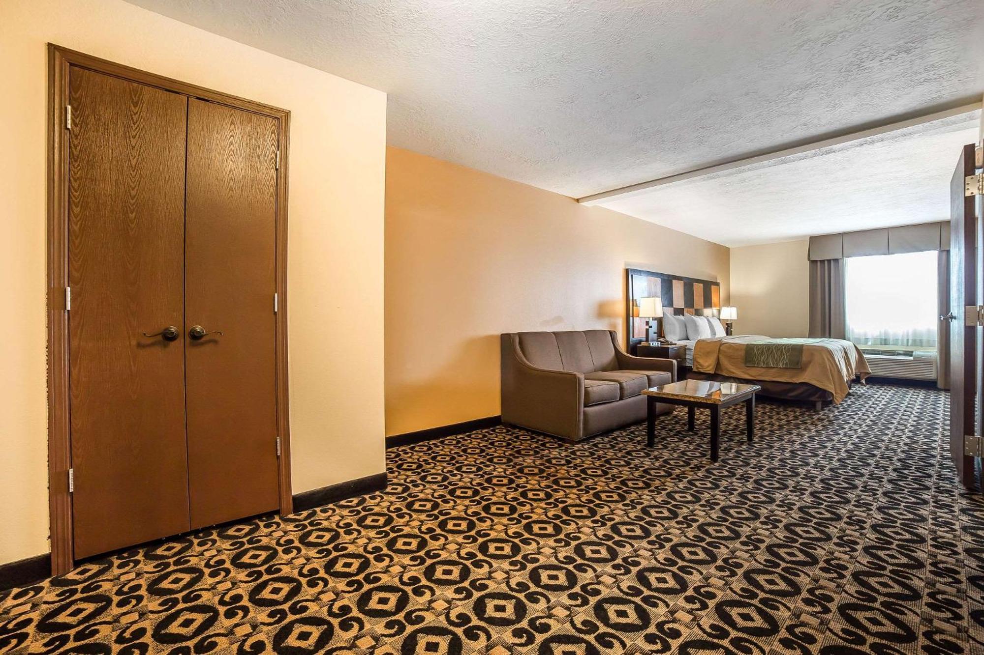 Comfort Inn Ballard-Roosevelt Εξωτερικό φωτογραφία