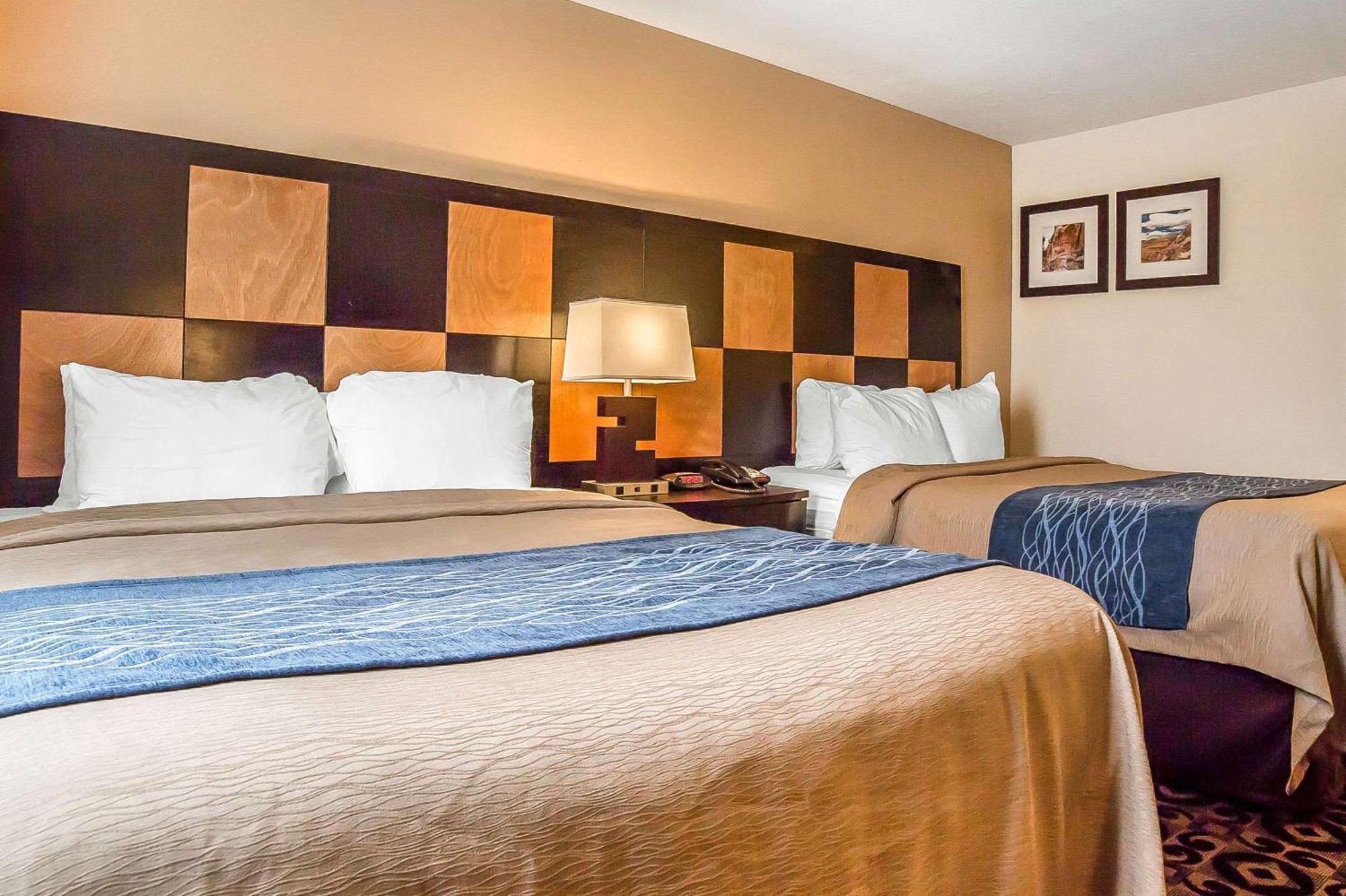 Comfort Inn Ballard-Roosevelt Εξωτερικό φωτογραφία